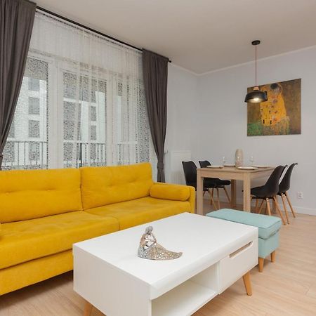 Active City Apartments Warsaw By Noclegi Renters Exteriör bild